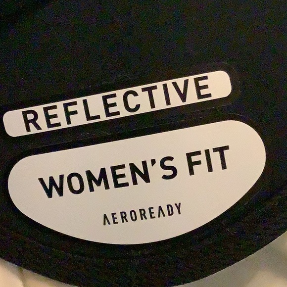 Adidas Woman’s comfy visor- brand new - Picture 6 of 10